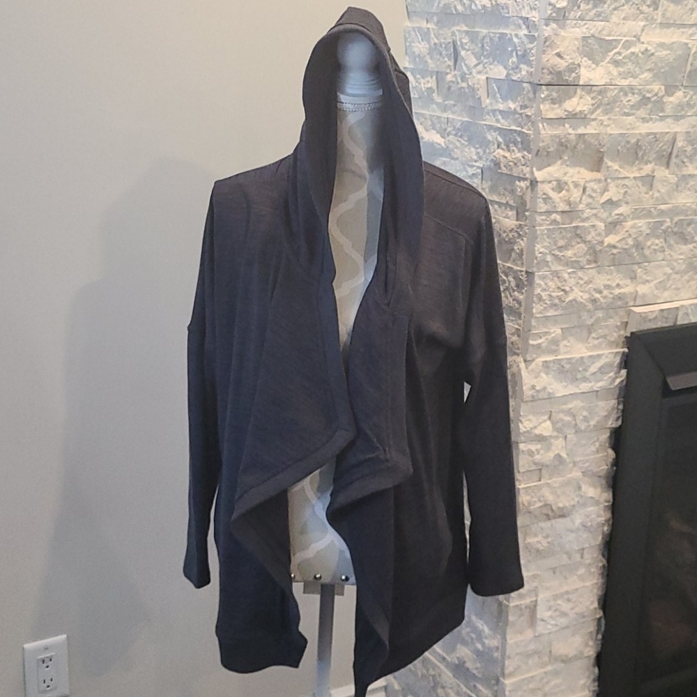 Athleta blue grey hooded cardigan with pockets